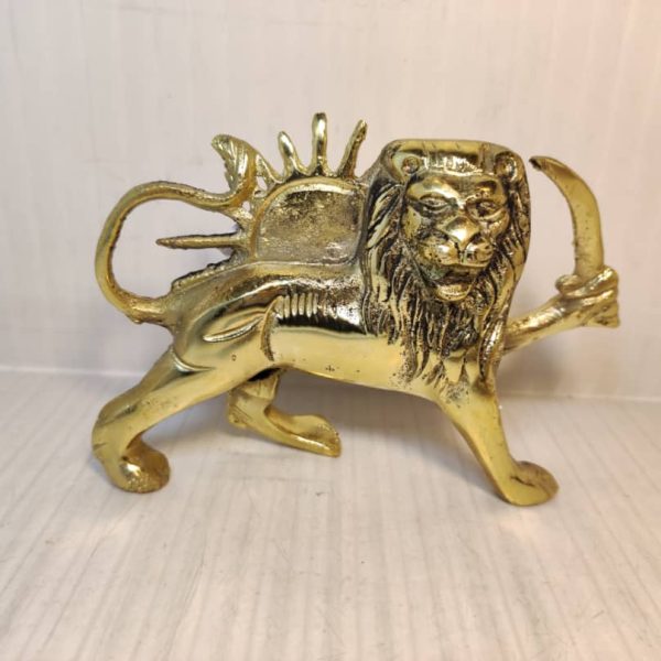 مجسمه شیروخورشید برنجی