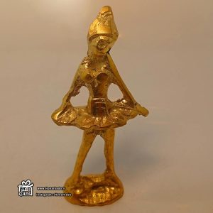 مجسمه رقصنده کوچک
